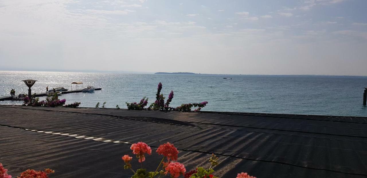 Willa Graziosa Al Porto Moniga del Garda Zewnętrze zdjęcie